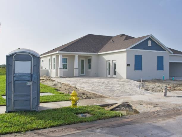 Best Porta potty delivery and setup  in Wayzata, MN